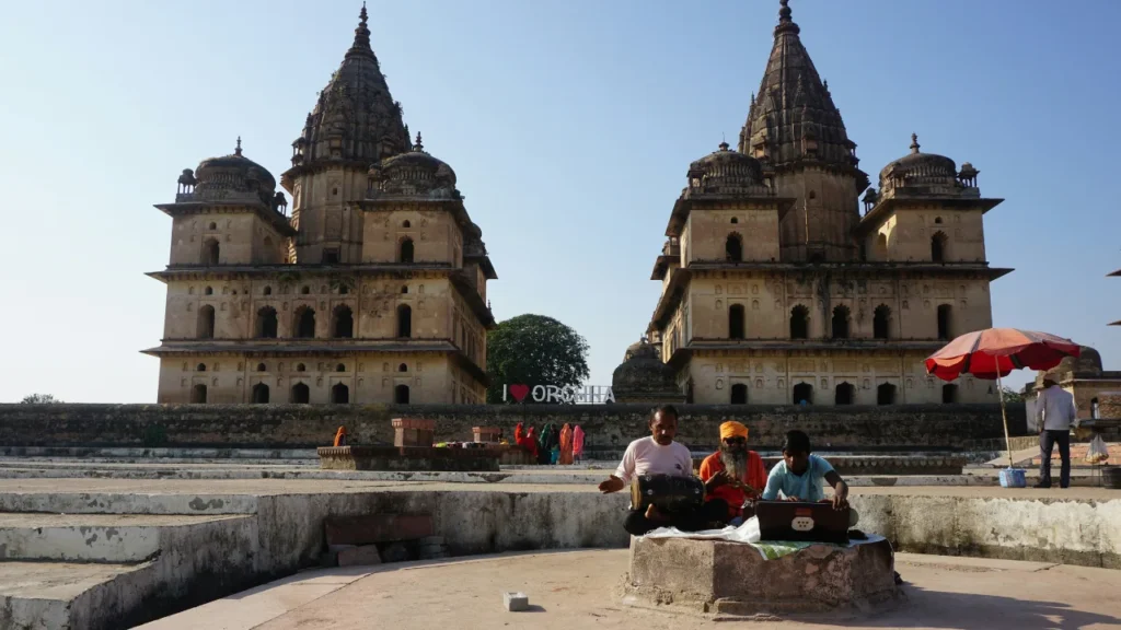 Royal Chhatris, Orchha